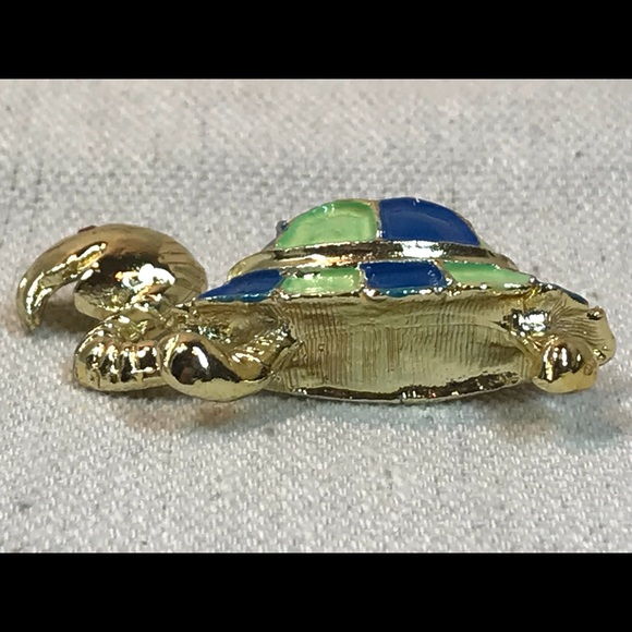 Gold Tone Enamel Turtle brooch~Costume Jewelry - Picture 6 of 8